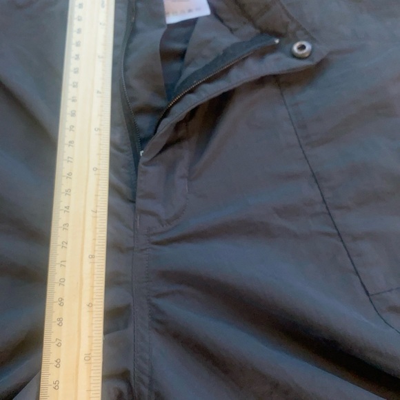 Mountain Hardwear Women’s‎ Hiking Pants Size 12/44 Nylon Outdoor Lightweight - Picture 5 of 12